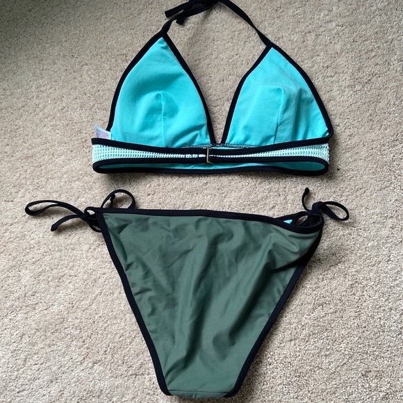 Bikini set!!! - Picture 2 of 3